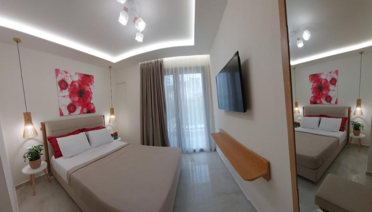 Wide Blue Luxury Boutique Suites Neos Marmaras Exterior foto